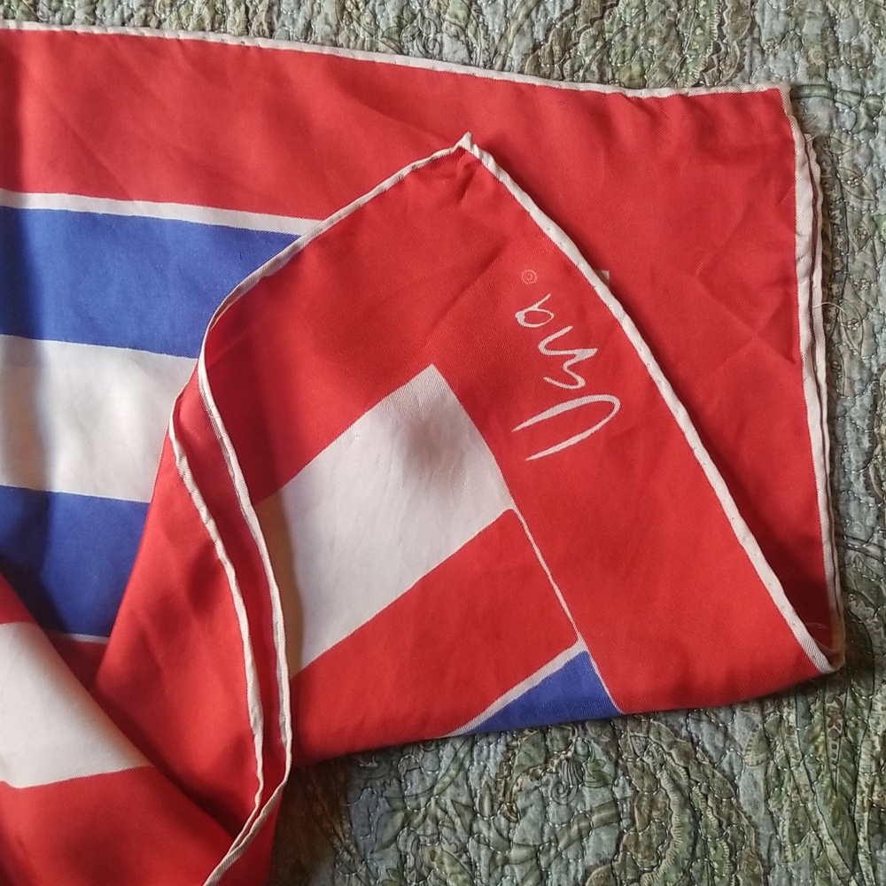 Vintage Vera scarf